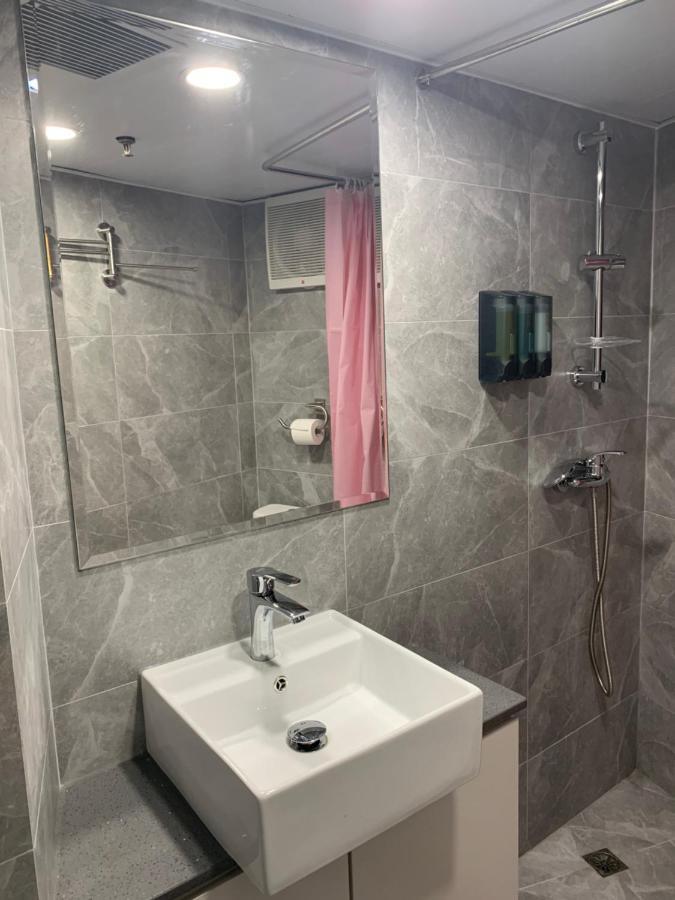 J Hotel Χονγκ Κονγκ Εξωτερικό φωτογραφία